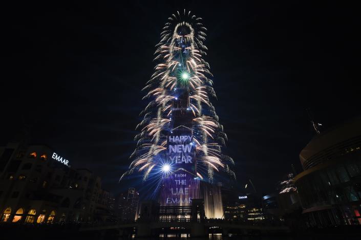 Fireworks explode at the Burj Khalifah, said to be the worlds tallest building, on New Year’s Eve to welcome 2019. (Photo: AFP/Getty Images)