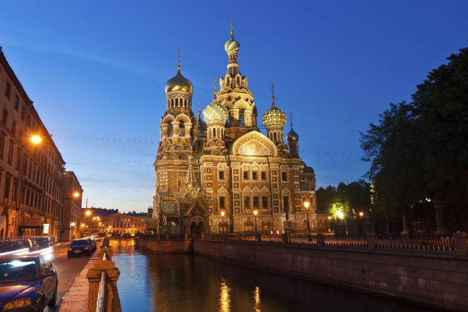 Vor der griechischen Metropole konnte sich St. Petersburg positionieren. Die Stadt mit fünf Millionen Einwohnern begrüßt Jahr für Jahr zahlreiche Touristen, die sich von den über 2.000 denkmalgeschützten Gebäuden und der Auferstehungskirche ein eigenes Bild machen wollen.