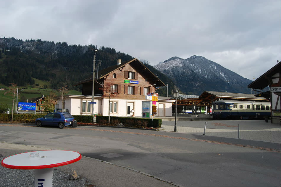 The Zweisimmen railway station, which appears in Dilwale Dulhaniya Le Jayenge.