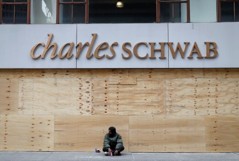 Businesses in midtown Manhattan boarded up during continued protests in New York