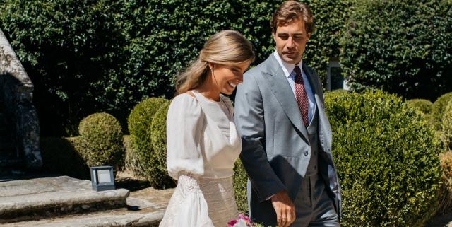 Triatleta Mus Ubicación El vestido de novia con crochet de Beatriz, la novia andaluza con la boda  gallega más especial