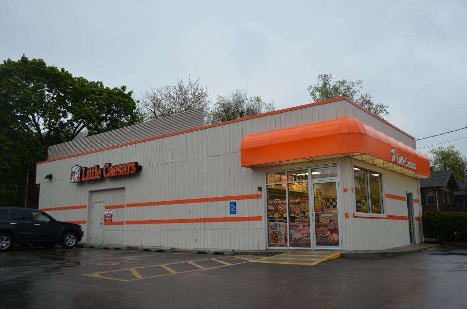 The Earhart's lived at 4201 Unversity Ave., Des Moines, in 1911. The house, which no longer stands, was a gas station from at least 1999 to 2010. It is now a Little Ceasar's.