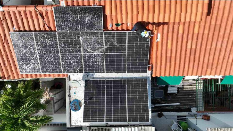 El piloto de A4 Solar busca instalar paneles solares en 50 hogares barranquilleros a finales de 2023. Foto: Cortesía