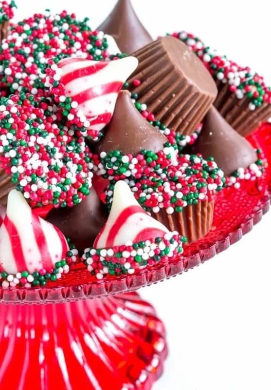 Easy Christmas Crockpot Candy - The Chunky Chef