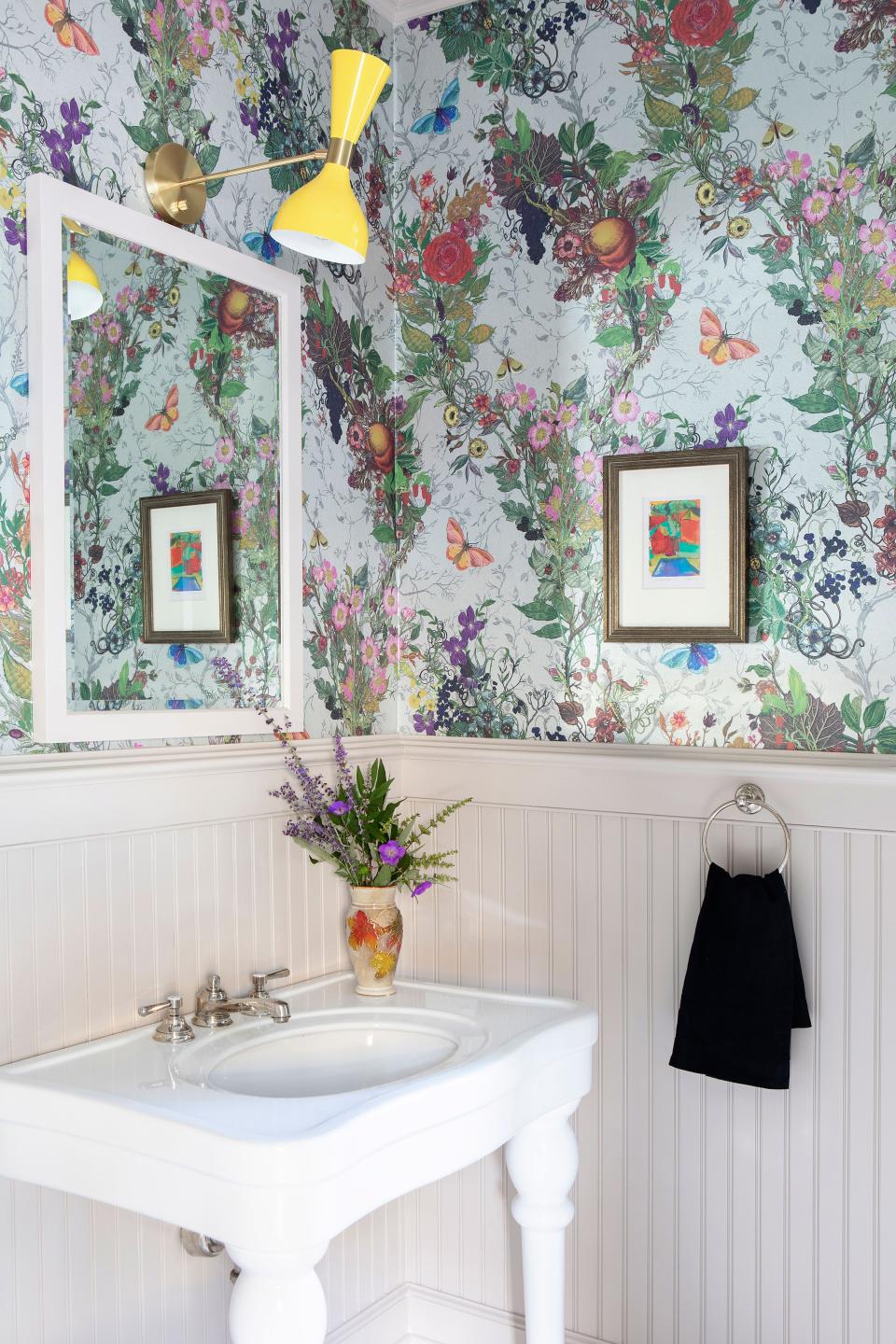 The wallpaper seen in this bathroom has a unique “scale and sensibility,” as Galli puts it. It’s “totally funky,” she adds.