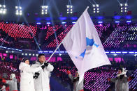 <p>La Corée du Sud et la Corée du Nord défilaient sous un seul et même drapeau. Un symbole fort. (crédit Getty) </p>