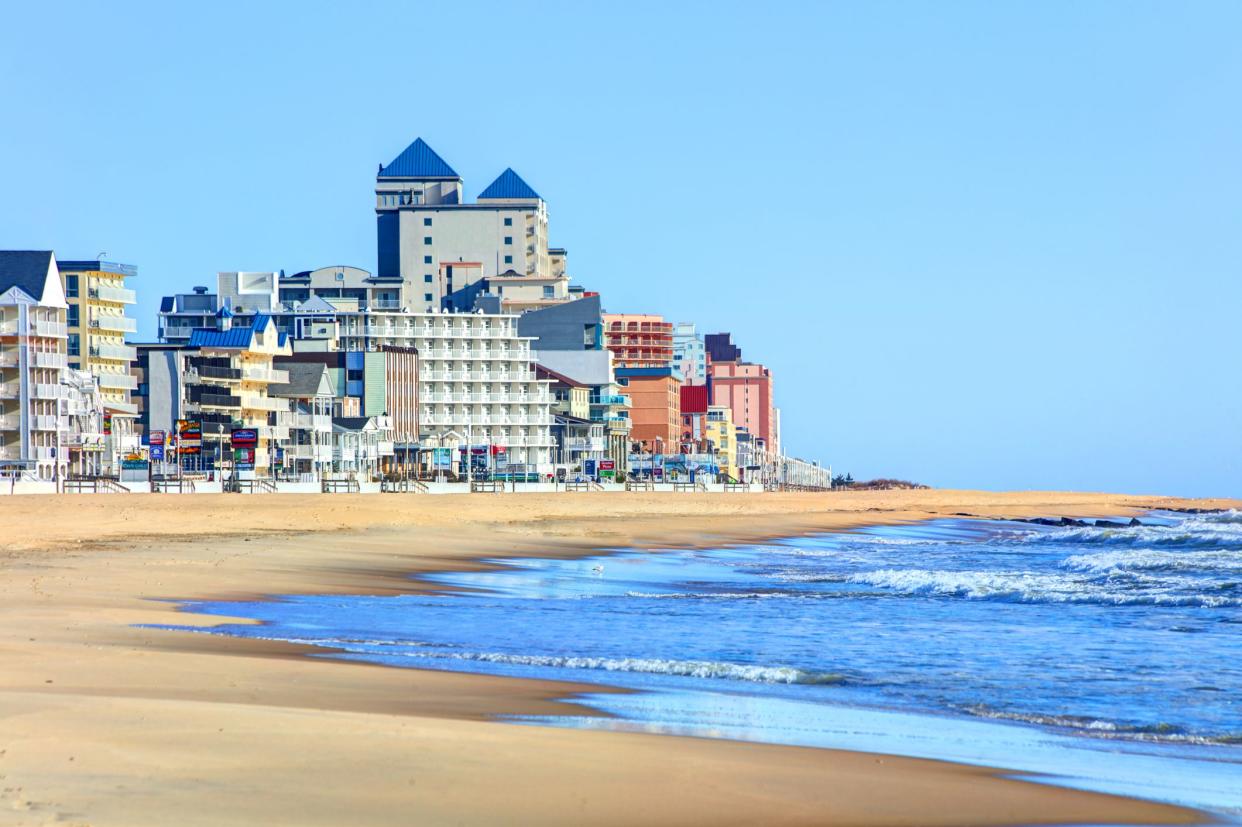 Ocean City is an Atlantic resort town in Worcester County, Maryland. Ocean City is a major beach resort area along the East Coast of the United States.