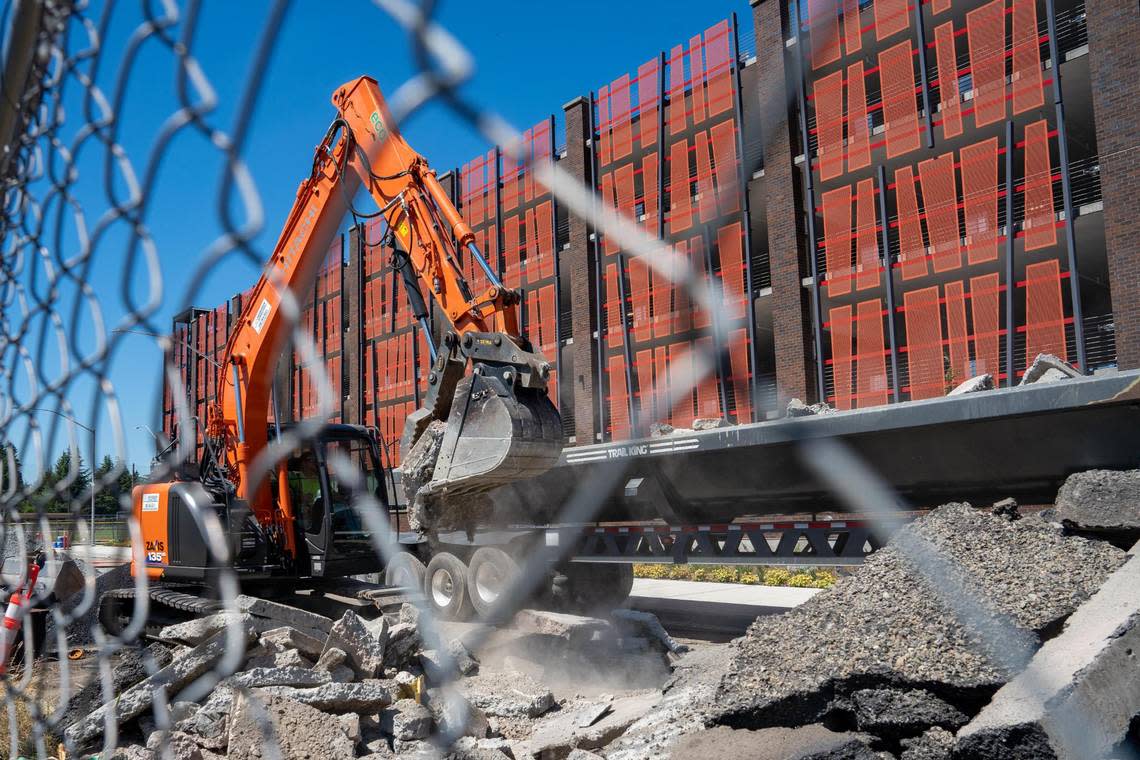 Construction is taking place at the Sound Transit parking garage in Puyallup. Once finished it will add about 500 new parking spots for those who plan to commute and use the public transportation.