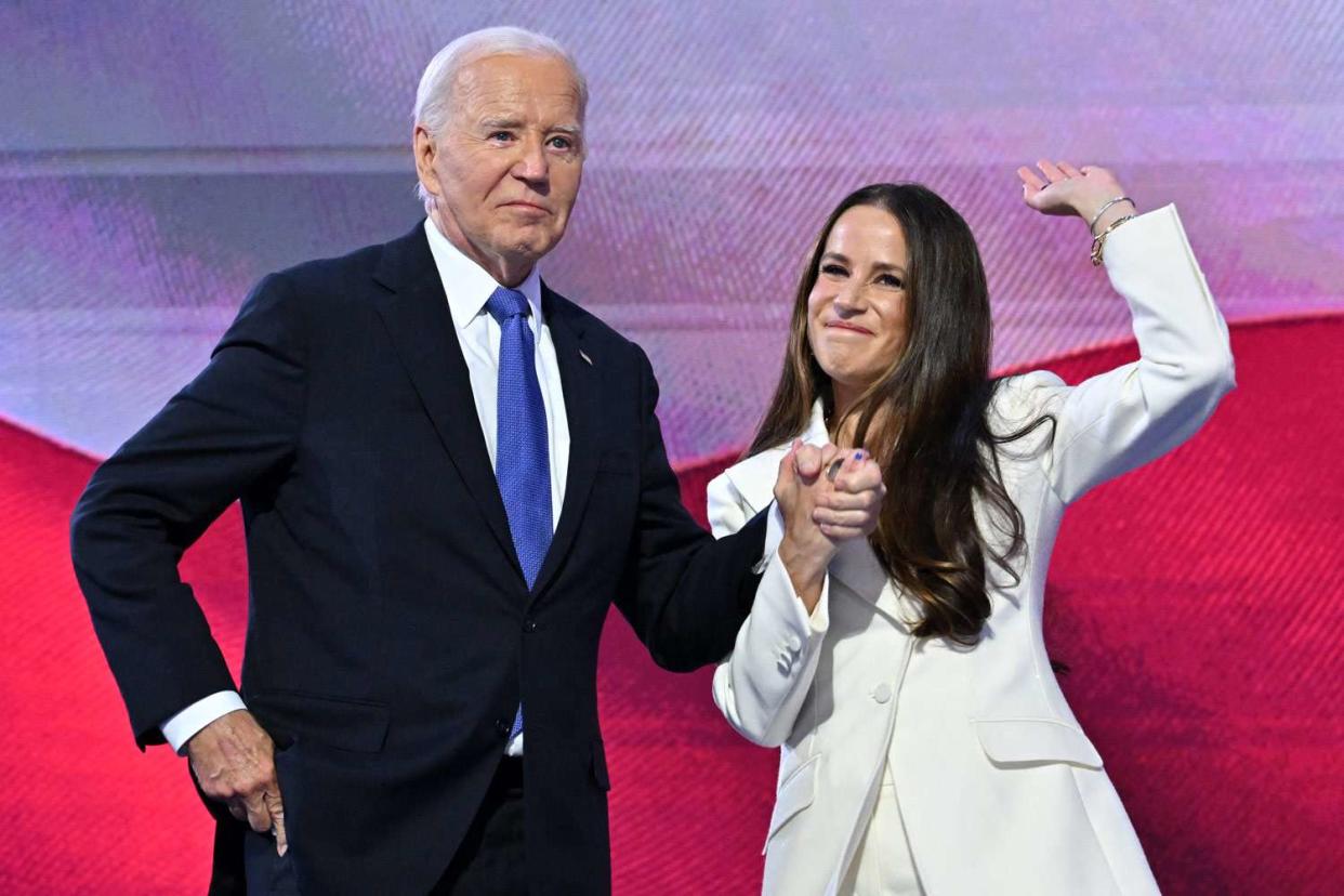 <p>Robyn Beck / AFP via Getty</p> Joe and Ashley Biden in 2024