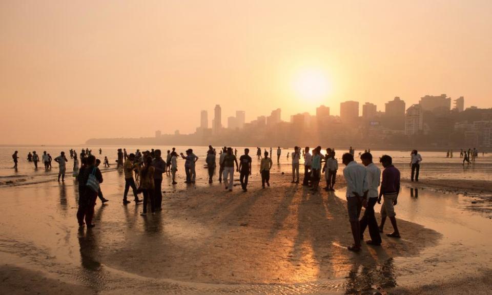 Sunset on Chowpatty Beach on Marine Drive, Mumbai