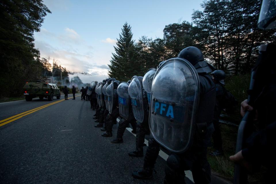 ARGENTINA-MAPUCHES (AP)