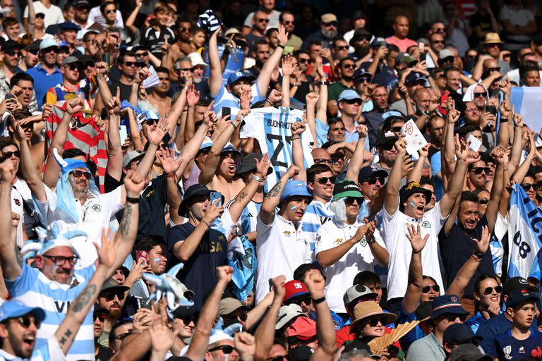 Los hinchas argentinos serán menos que los galeses, pero se harán oír como sucedió en los partidos previos