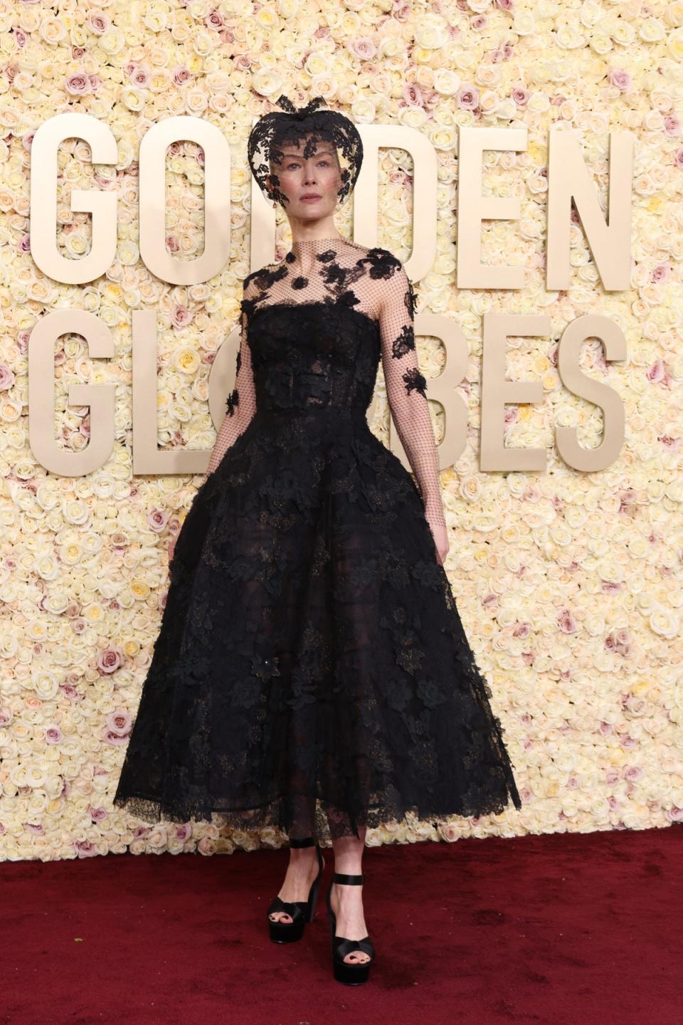 Rosamund Pike at the 2024 Golden Globes (Getty Images)