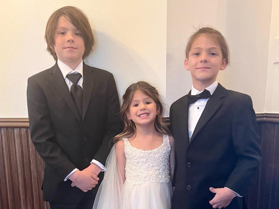 Jared and Genevieve Padalecki with their kids