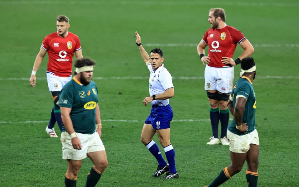 Nic Berry, the referee awards a penalty to the British & Irish Lions during the 1st Test match between the South Africa Springboks and the British & Irish Lions at Cape Town Stadium on July 24, 2021 in Cape Town, South Africa. - GETTY IMAGES