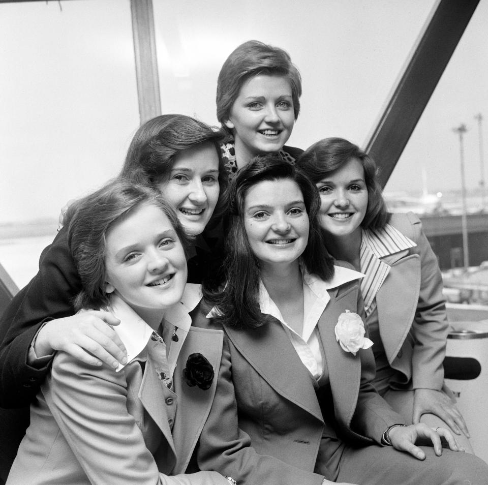 The Nolan Sisters, left to right, Bernadette, Denise, Linda (top), Anne and Maureen, the sole supporting act to appear in Frank Sinatra's Paris concert.   (Photo by PA Images via Getty Images)