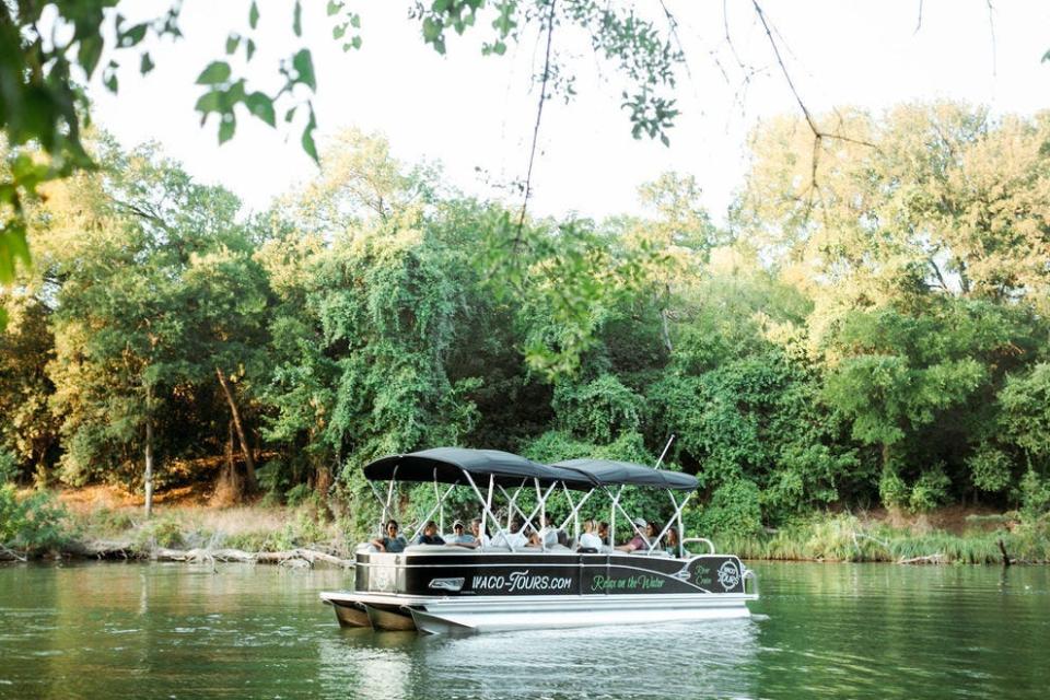 Waco Tours River Cruise