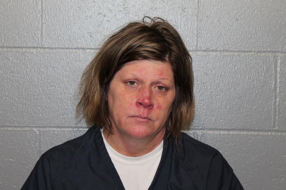 Booking photo of Jennifer Lynn Matter.