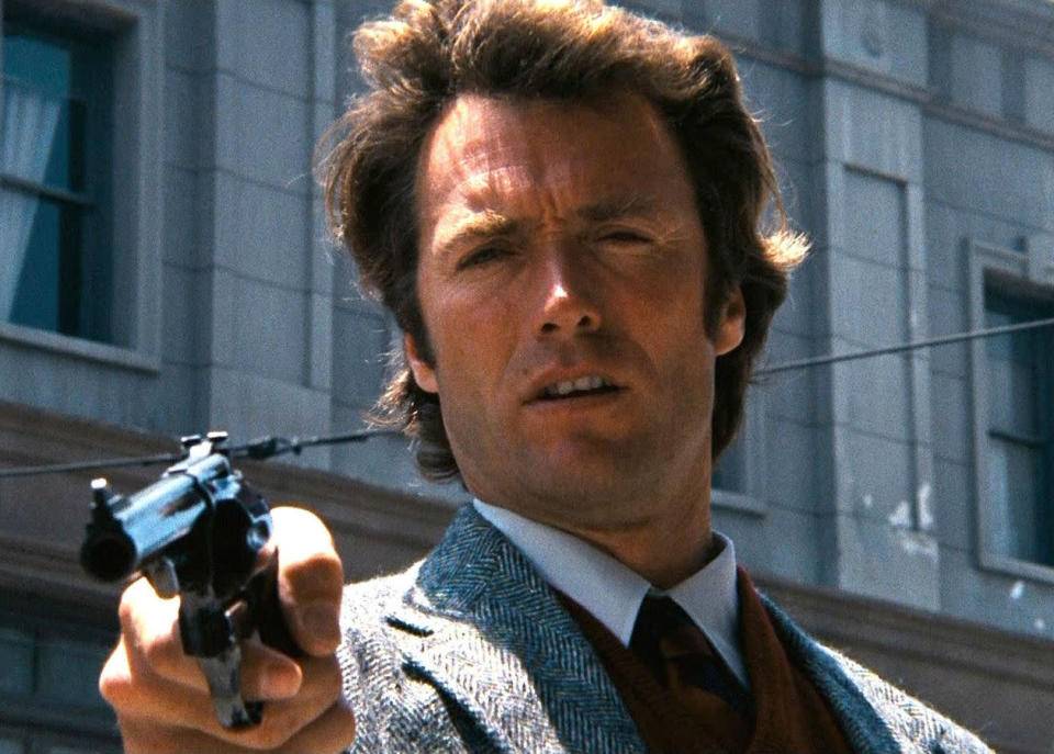 Puede que ‘Harry el sucio’ (Clint Eastwood) sea el segundo personaje más duro de la gran pantalla, según Esquire, pero es el número uno en arrogancia y frialdad. Además, no tiene ningún problema en aceptar los casos más desagradables y peligrosos. (Foto: Malpaso Company / Warner Bros).