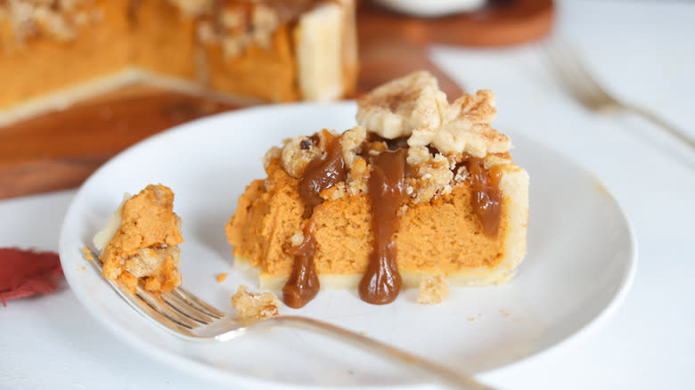 pumpkin pie slice