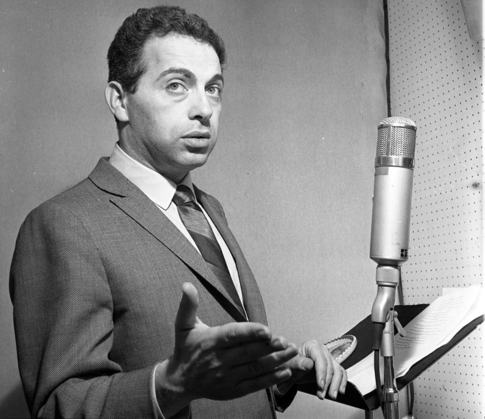 Comedian Jackie Mason recording his album "I Want To Leave You With The Words Of A Great Comedian" on February 20, 1963 in New York.