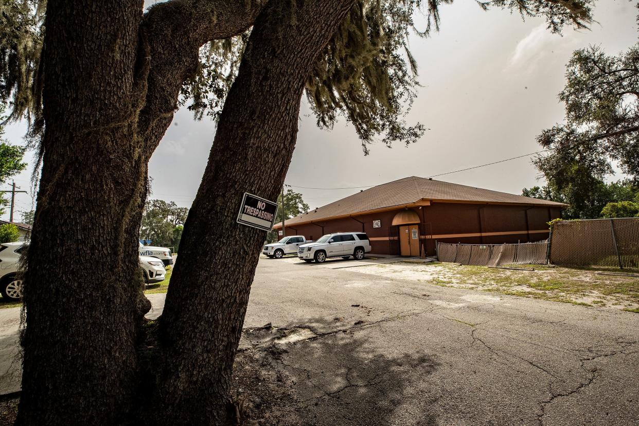 A makeshift noose was found hanging from a tree at the Rose Heights Elks Lodge on Texas Avenue in Lakeland Fl. Tuesday October 3 ,2023.
Ernst Peters/The Ledger