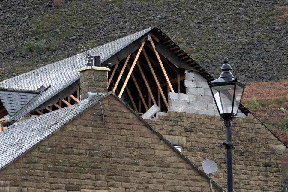 A damaged roof in Stalybridge (PA)