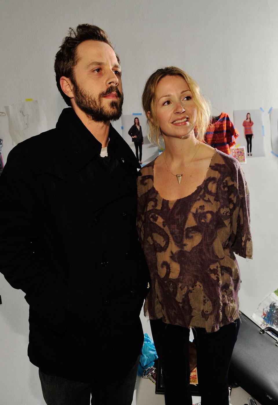 <h3>MARISSA & GIOVANNI RIBISI</h3><p>美國男演員喬凡尼瑞比西（Giovanni Ribisi）曾於電影《搶救雷恩大兵》、《擋不住的奇蹟》，以及《熊麻吉》中參與演出，而瑪莉莎瑞比西（Marissa Ribisi）則在2007年時推出洛杉磯時尚品牌《Whitley Kros》。</p><cite>Getty Images</cite>