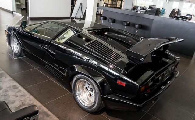 Snag This Lamborghini Countach 25th-Anniversary With Just 83 Miles