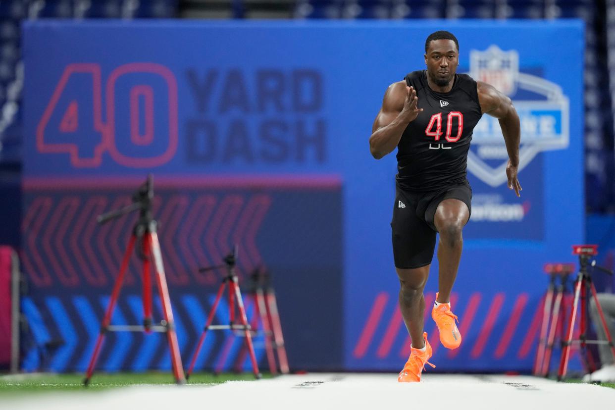 Miami (Ohio) defensive lineman Dominique Robinson runs the 40-yard dash at the NFL combine, Saturday, March 5, 2022, in Indianapolis.