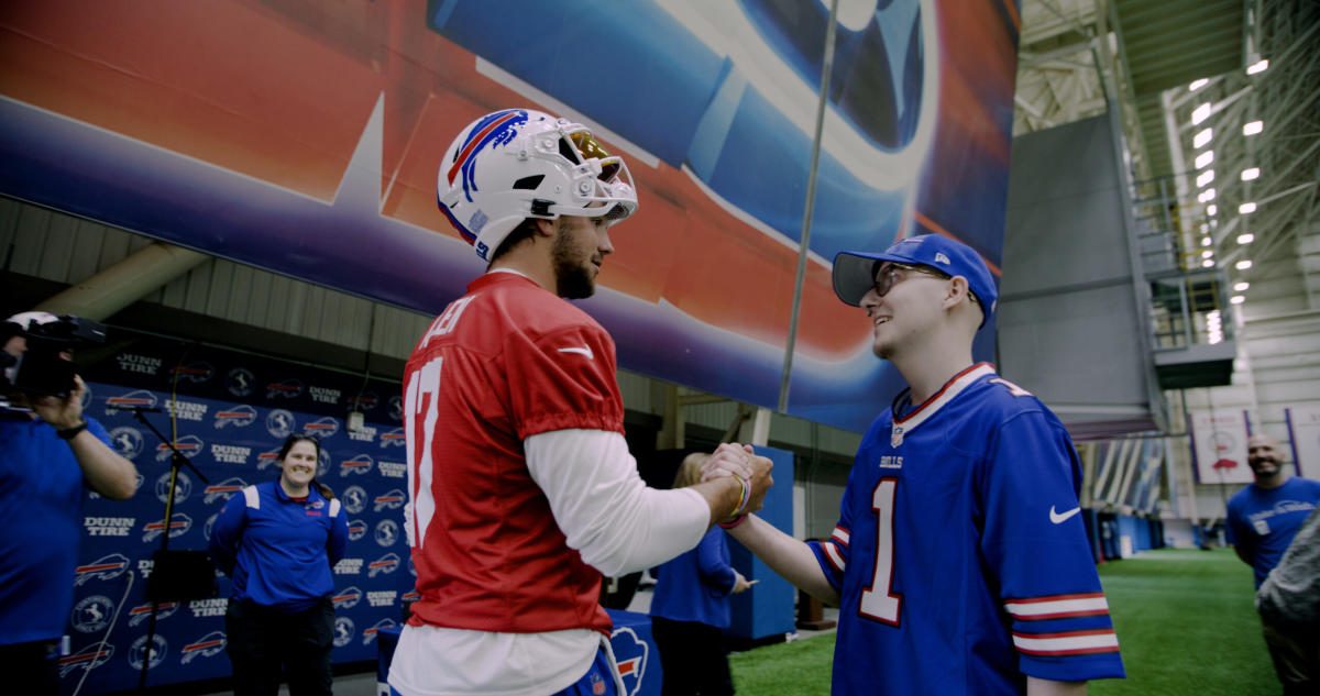 Josh Allen takes on surprise new Buffalo Bills role as quarterback's wish  is answered - The Mirror US