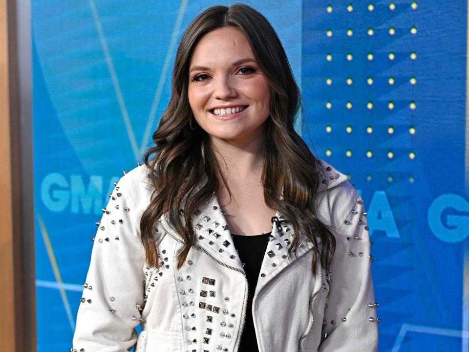megan danielle posing for a photo at GMA after placing second on american idol
