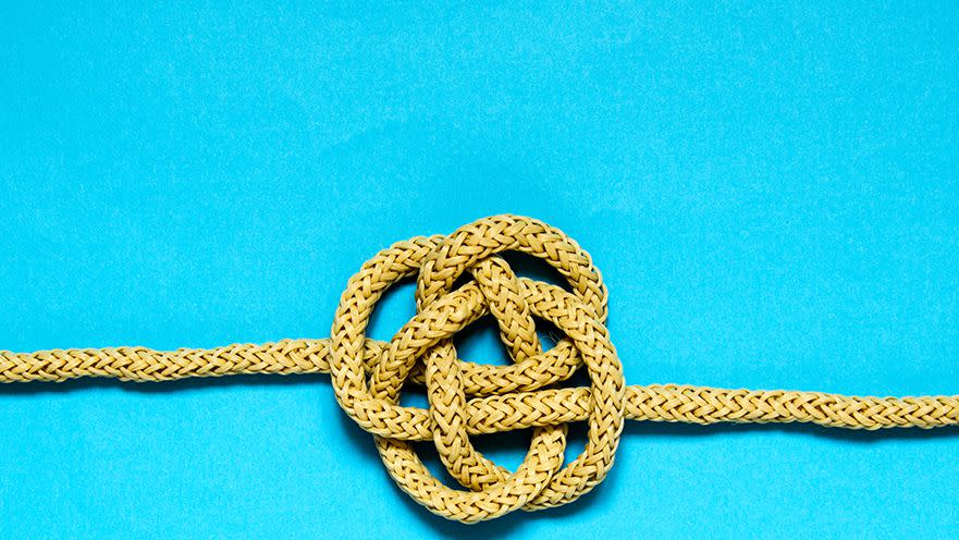 1000-knot-on-blue.jpg