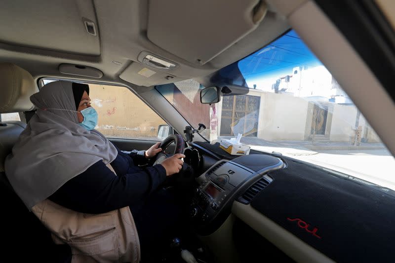 Gaza woman starts first "ladies only" taxi service