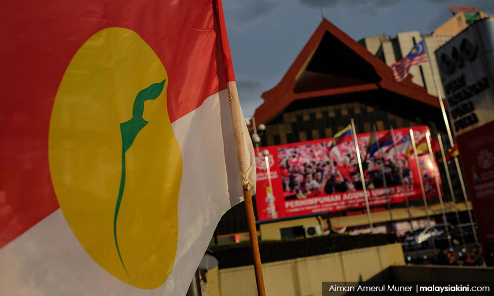 Analyst says dissatisfaction in Umno will continue unless demands are met