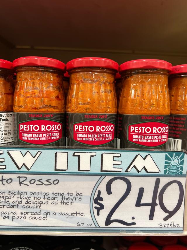 Pesto Rosso  Trader Joe's