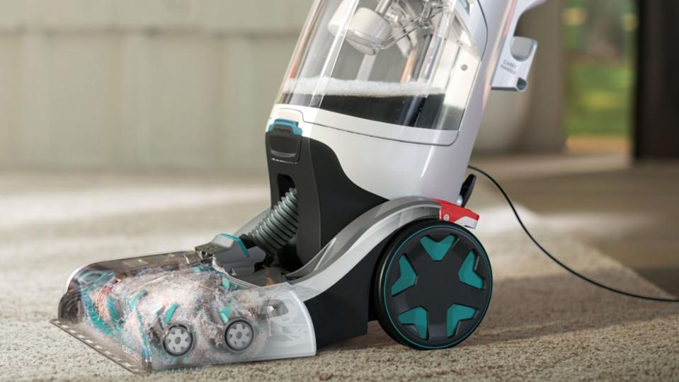 Deep clean your carpets this spring with the Hoover SmartWash+.