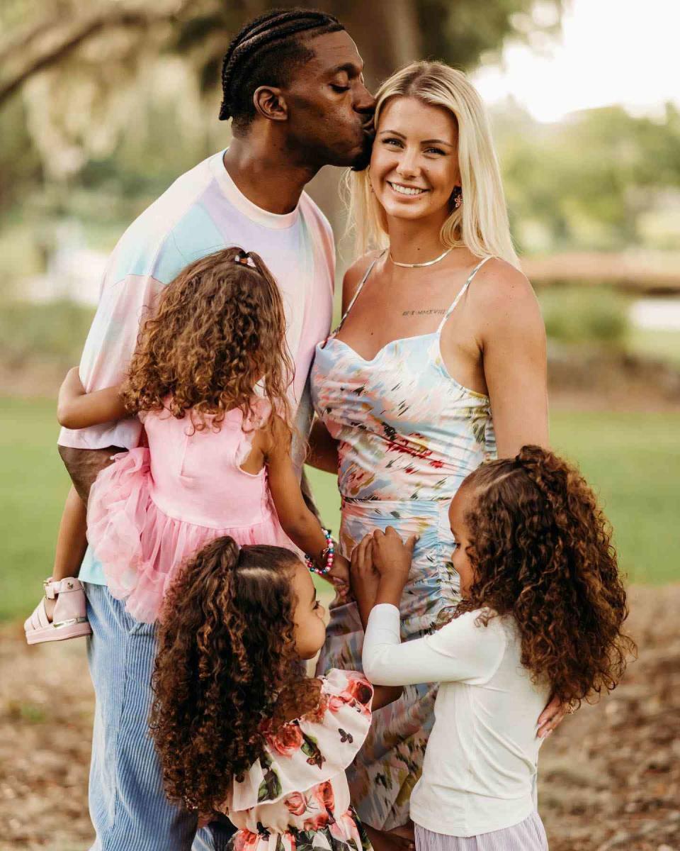 https://www.instagram.com/p/Cf6ux3pryzD/?hl=en gretegiii Verified THE GRAND FINALE!!!! Pregnant with baby #3 and we are soon to be a family of 6!�� So much love my heart can explode❤️ Do you guys think it will be a boy or a girl?�� 7h