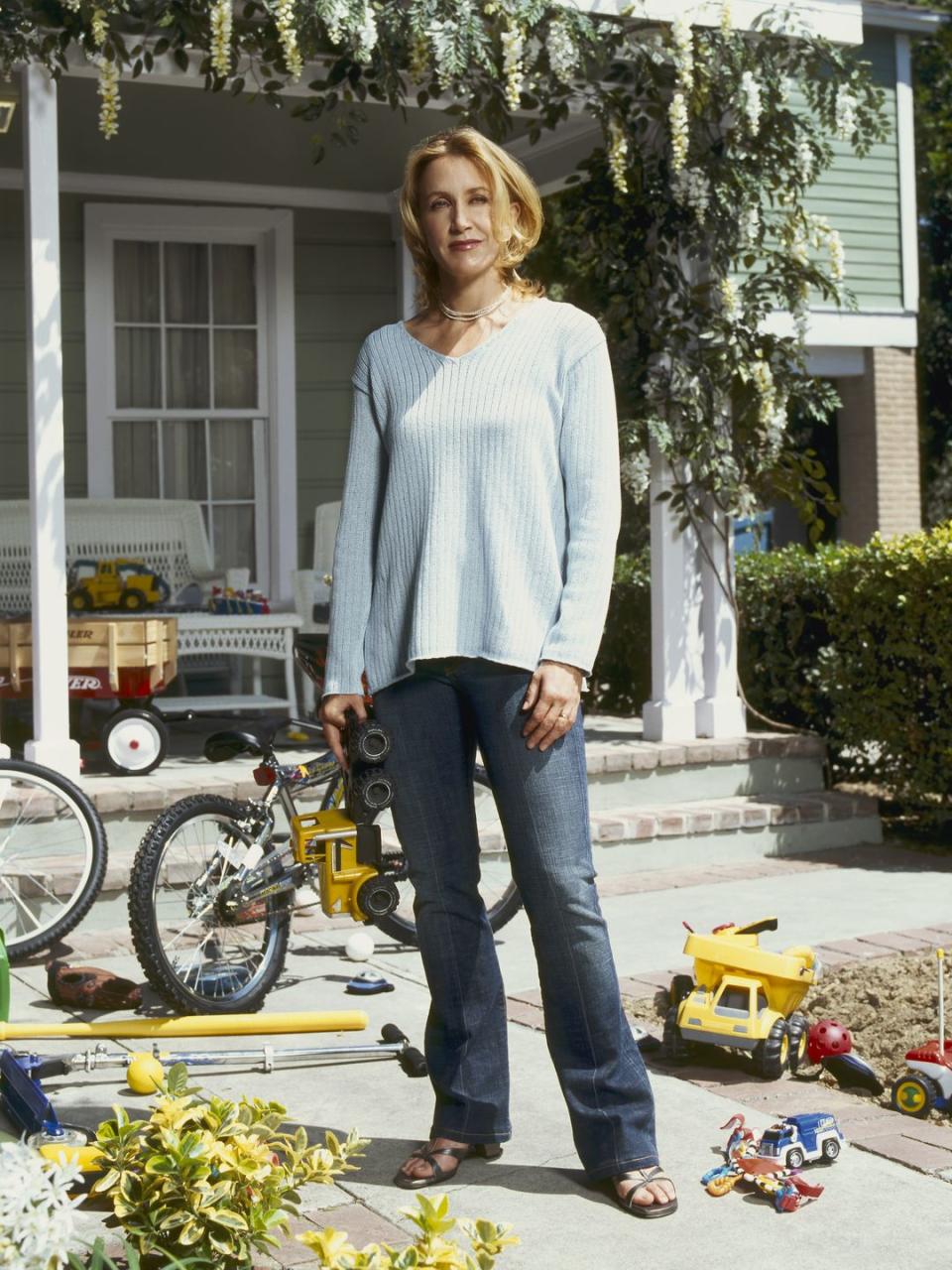 Felicity Huffman as Lynette Scavo