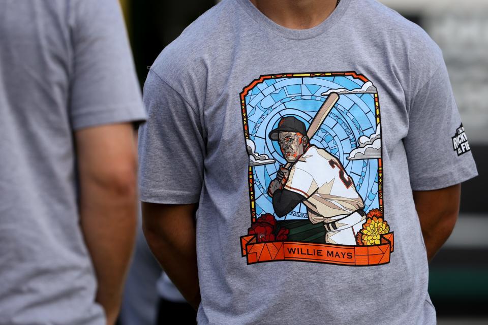 The San Francisco Giants wear shirts with the late Willie Mays during batting practice before the game against the St. Louis Cardinals at Rickwood Field on June 20, 2024 in Birmingham, Alabama.