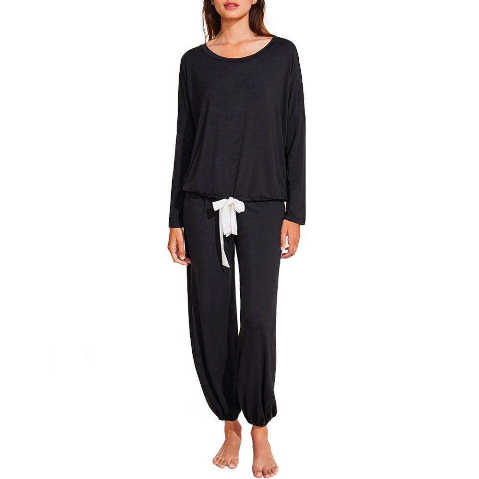 <p><a href="https://go.redirectingat.com?id=74968X1596630&url=https%3A%2F%2Feberjey.com%2Fproducts%2Fgisele-tencel-modal-slouchy-pj-set-black-ivory&sref=https%3A%2F%2Fwww.bestproducts.com%2Fbeauty%2Fg35342750%2Fvalentines-day-gifts-for-her%2F" rel="nofollow noopener" target="_blank" data-ylk="slk:Shop Now;elm:context_link;itc:0;sec:content-canvas" class="link ">Shop Now</a></p><p>Gisele Tencel Modal Slouchy PJ Set</p><p>eberjey.com</p><p>$148.00</p>