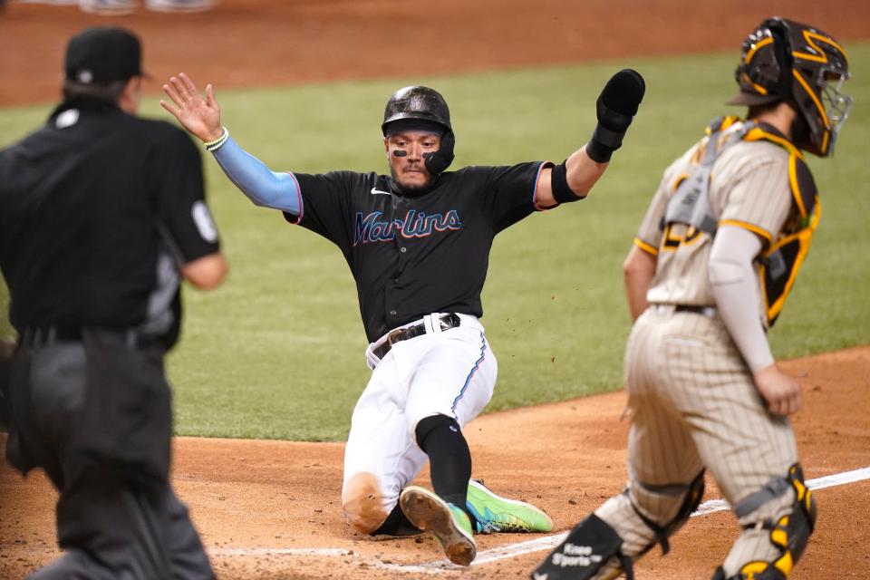 DEP-BEI PADRES-MARLINS (AP)