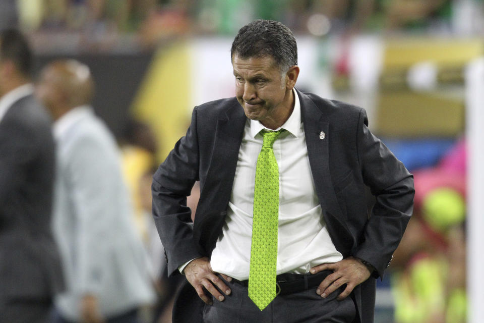 La goleada 7-0 ante Chile, en la Copa América Centenario de 2016, representó el momento más tenso de Osorio en el Tri. (Omar Vega/LatinContent via Getty Images)