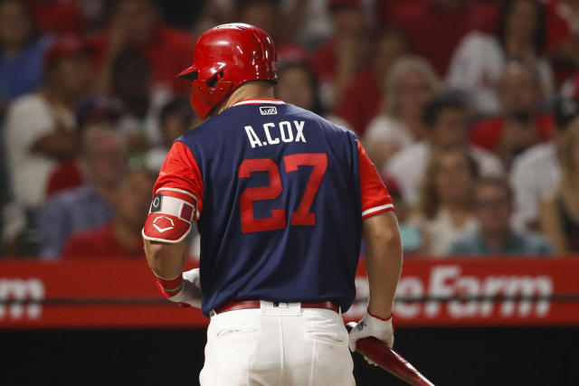 Mike Trout strikes a somber tribute in Angels' loss to Astros – Orange  County Register