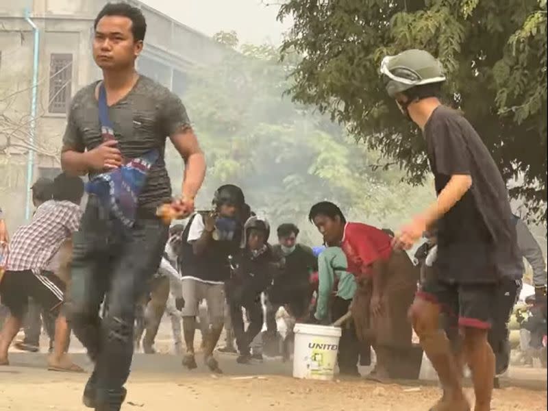 Protesters clash with security forces in Monywa