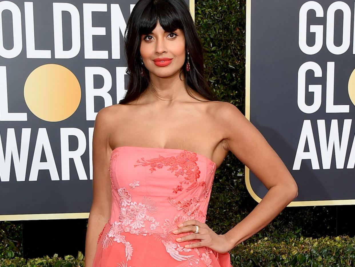 jameela jamil dress golden globes