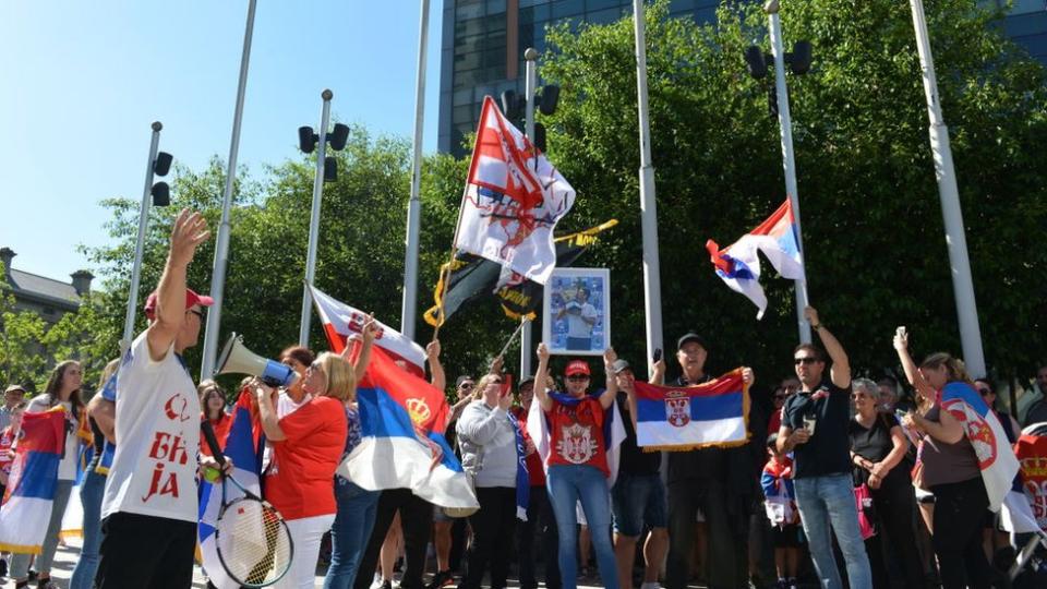 Simpatizantes de Djokovic