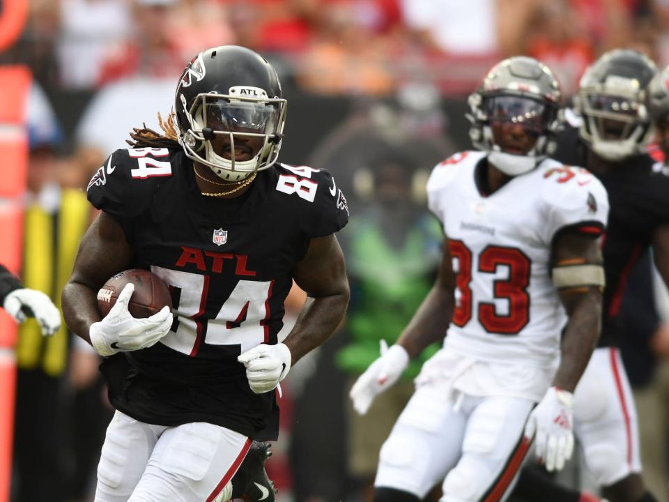 Cordarrelle Patterson makes a play against the Tampa Bay Buccaneers.