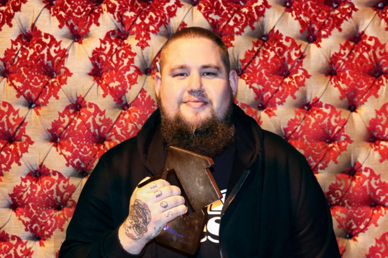 No boines about it: Rag 'n' Bone Man: Official Chart Company