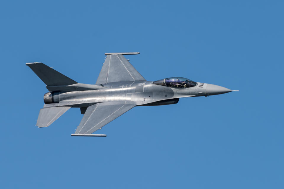 F-16戰鬥機（shutterstock）